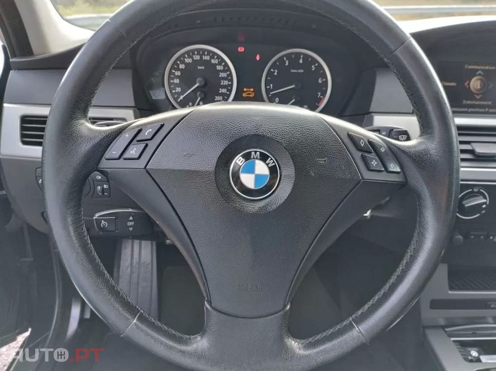 BMW 525 XiA Touring