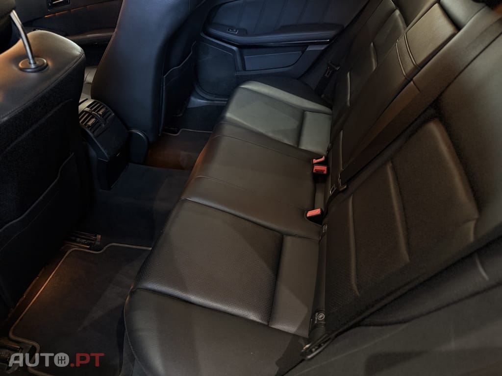 Mercedes-Benz E 250 CDi Avantgarde BlueEfficiency Auto.