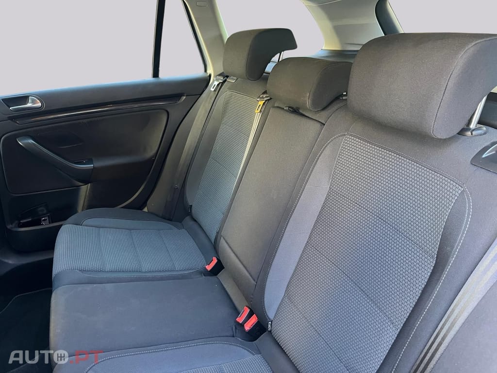 Volkswagen Golf 1.6 TDI Variant