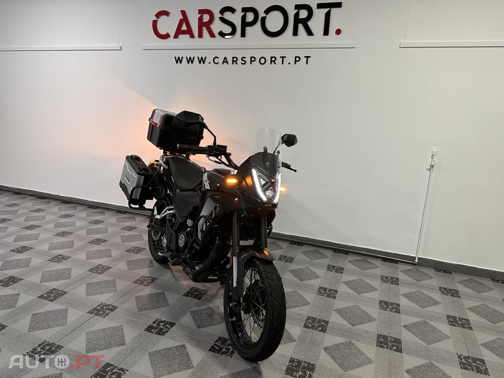 Macbor Montana XR1 125 XR1