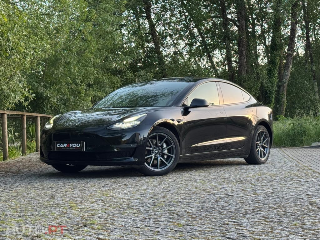 Tesla Model 3 Long-Range Dual Motor AWD