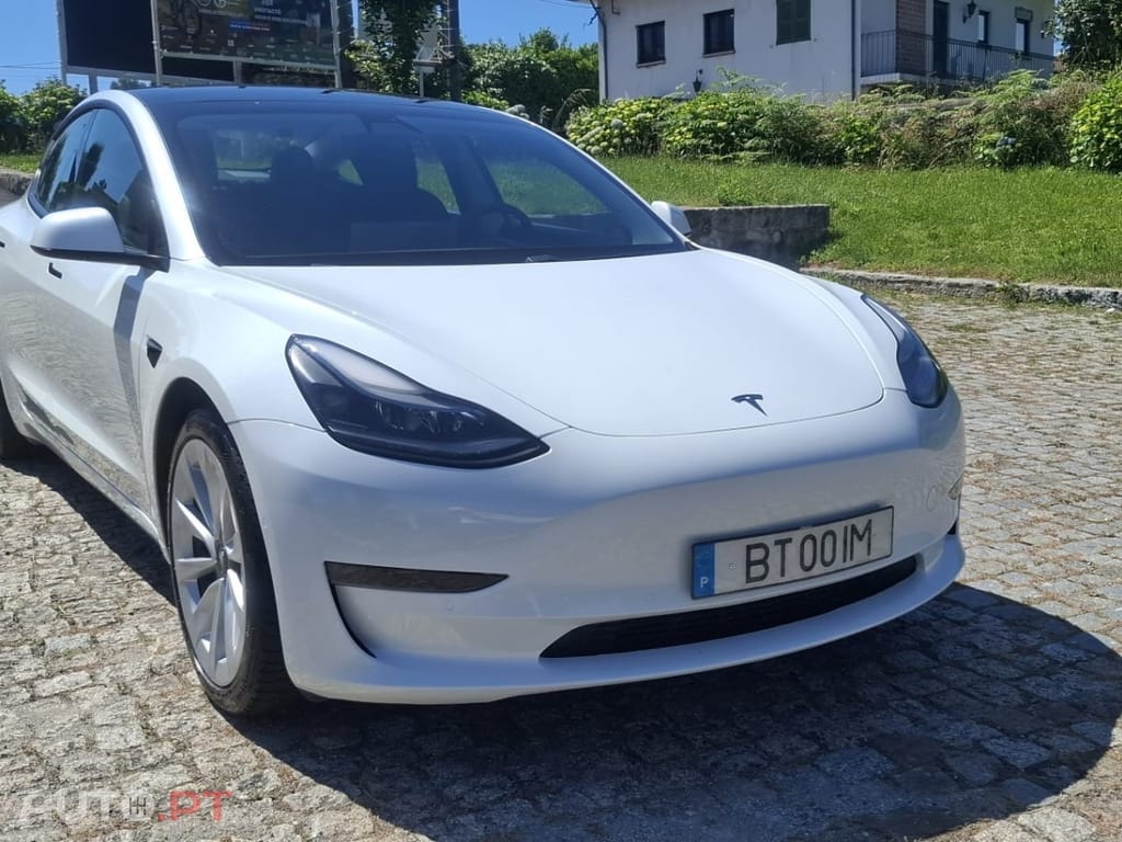 Tesla Model 3 Long Range AWD Dual Motor