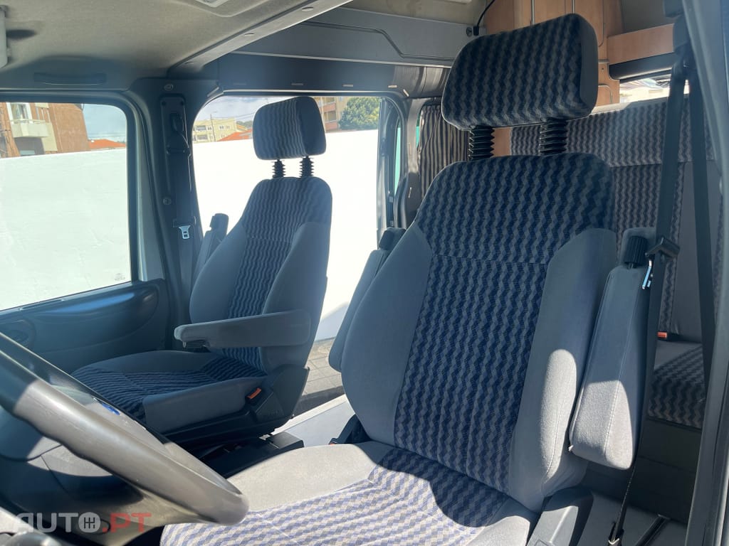 Ford Transit Outro