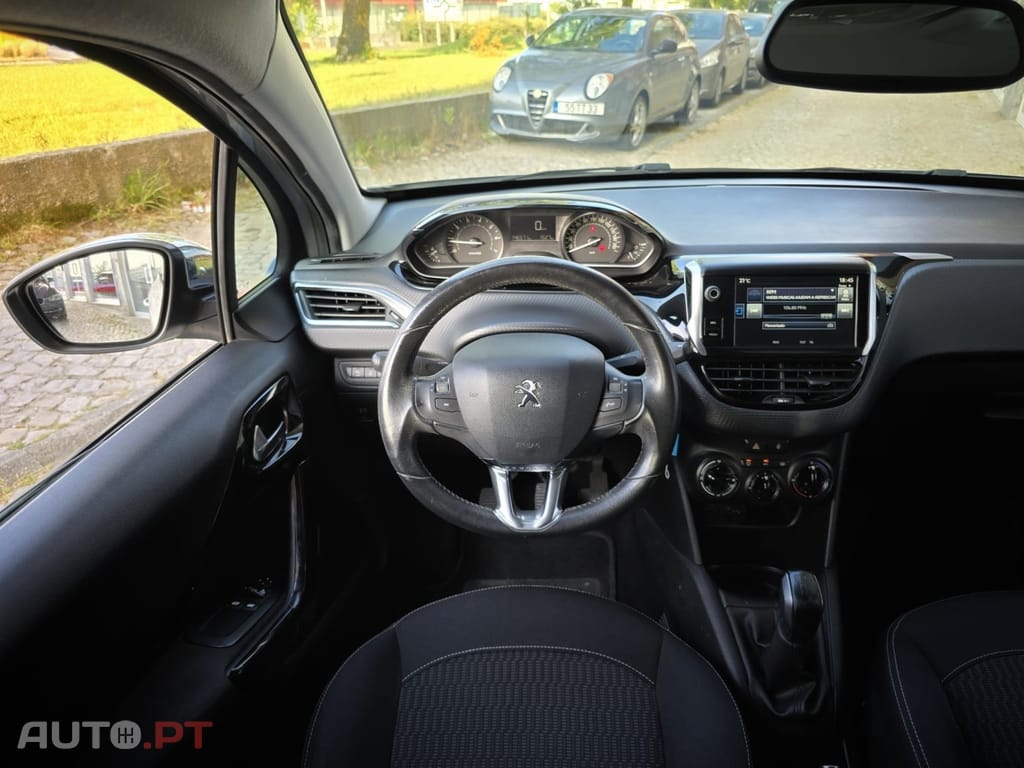 Peugeot 208 1.2 PureTech Style