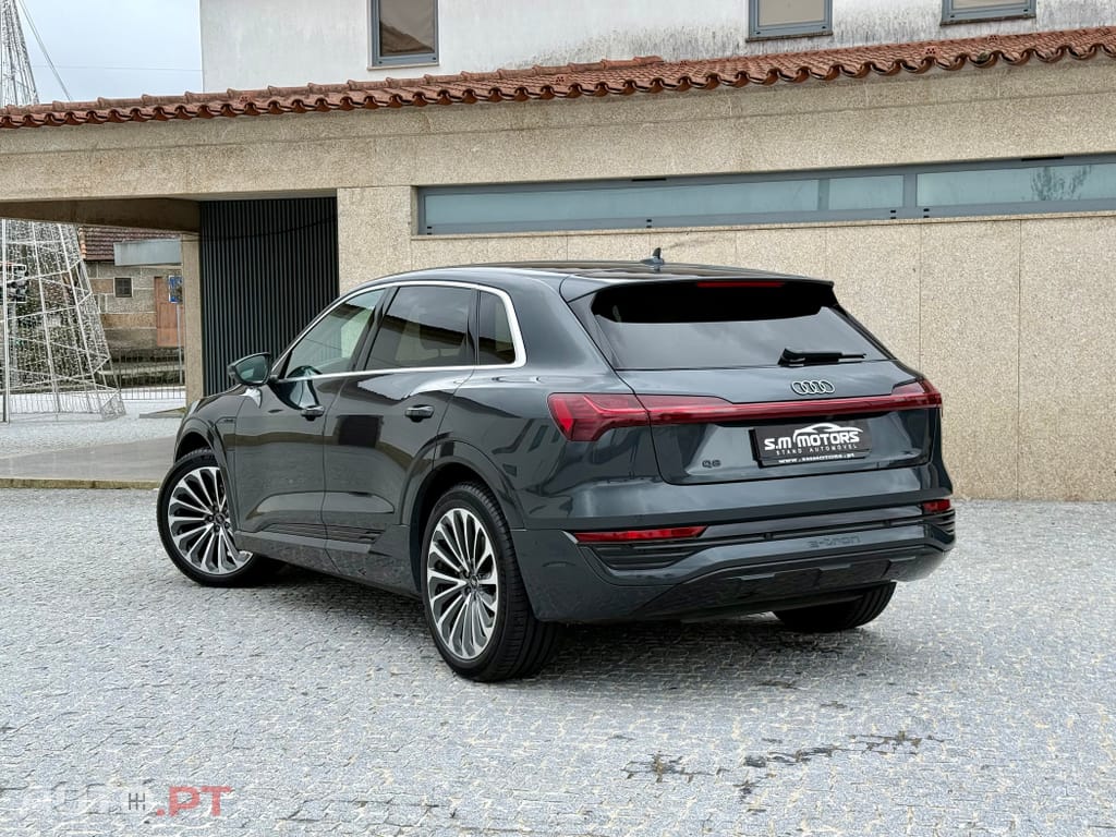 Audi Q8 E-Tron 55 quattro Advanced
