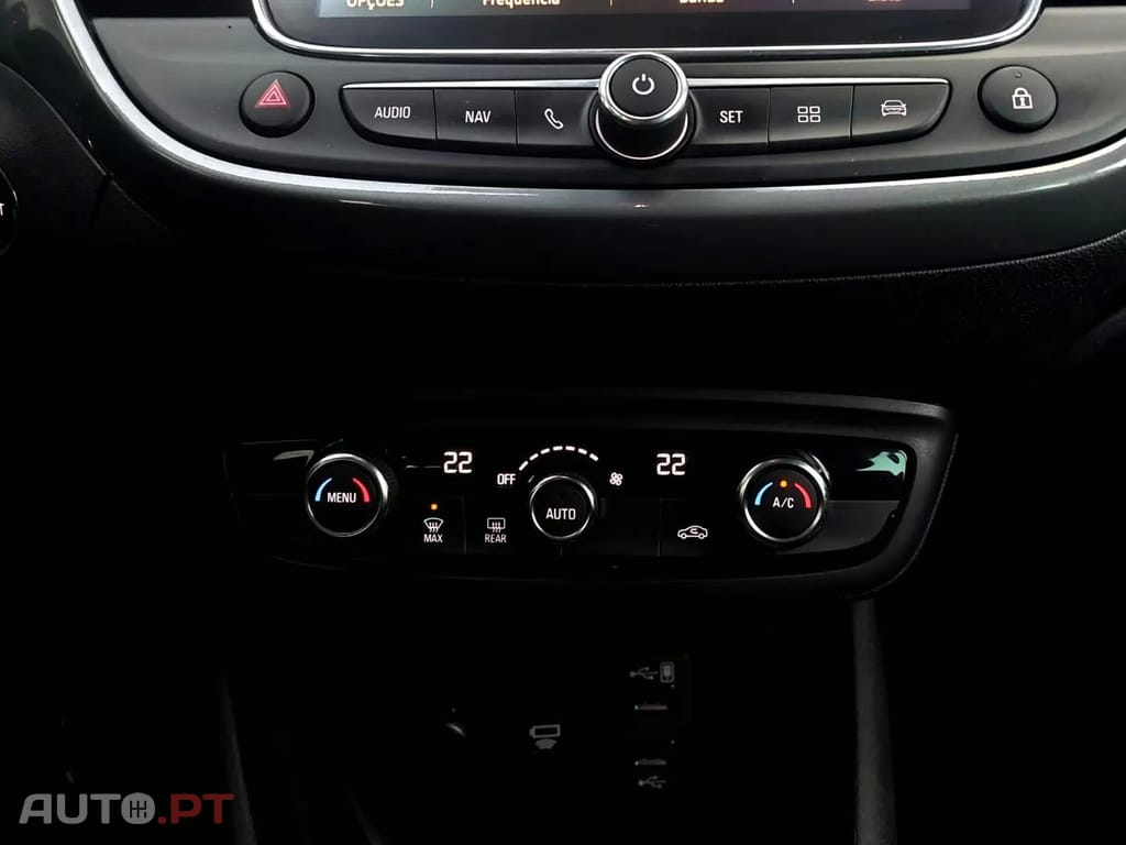 Opel Crossland 1.2 T Design & Tech