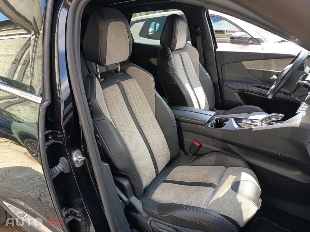 Peugeot 3008 1.6 Hybrid GT Pack e-EAT8