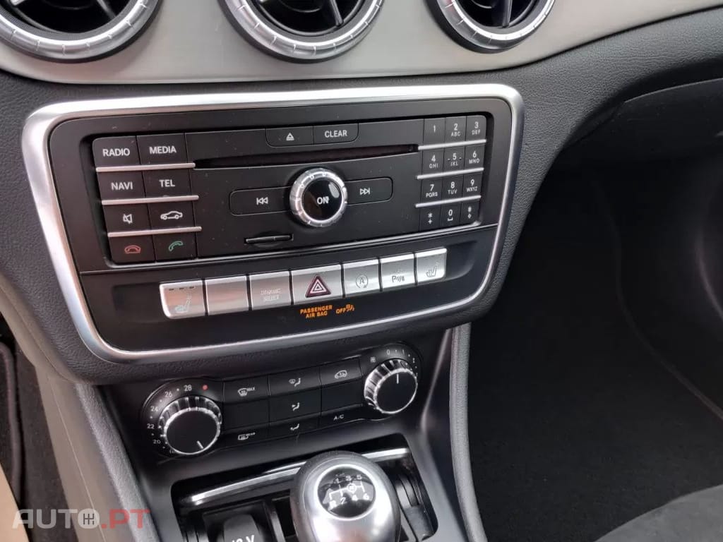 Mercedes-Benz CLA 200 d Shooting Brake AMG Line