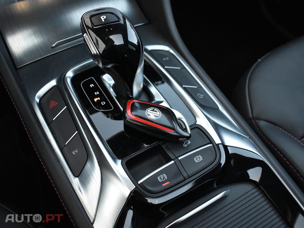 MG EHS 1.5 T-GDI Plug-in Hybrid Luxury