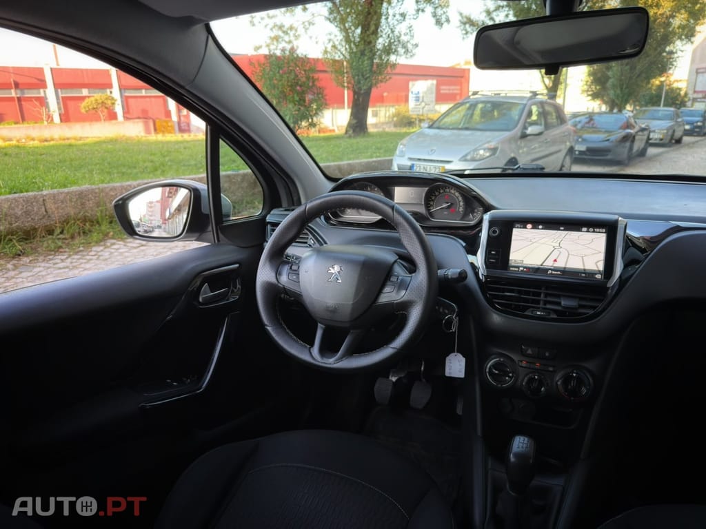 Peugeot 208 1.2 PureTech Style