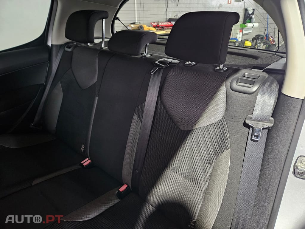 Peugeot 308 1.4 16V Executive