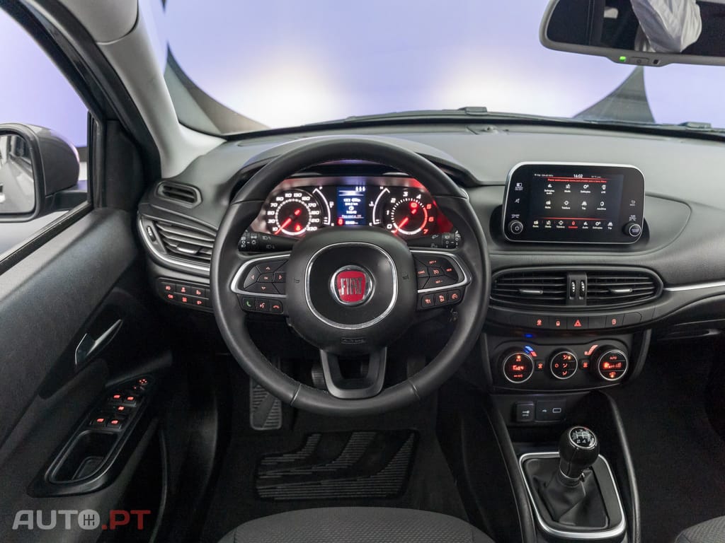 Fiat Tipo 1.3 M-Jet Lounge