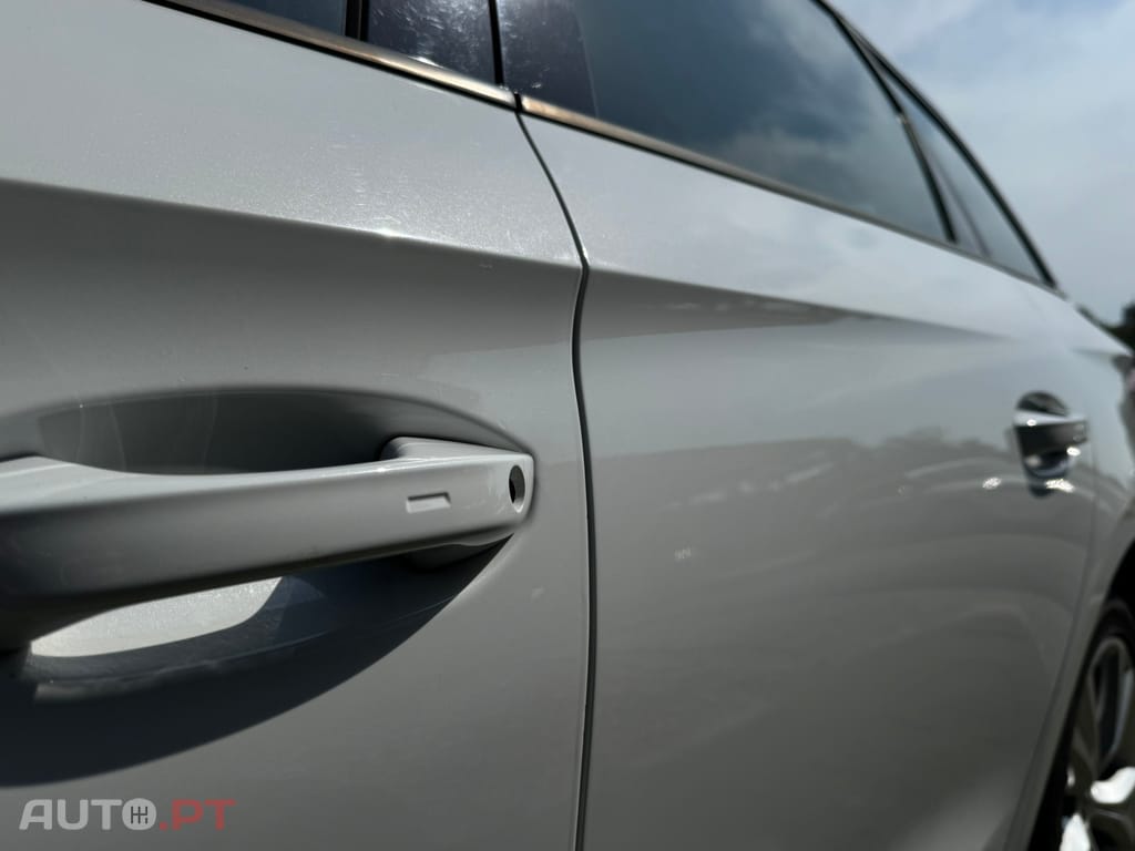 Seat Leon 1.4 e-Hybrid FR DSG