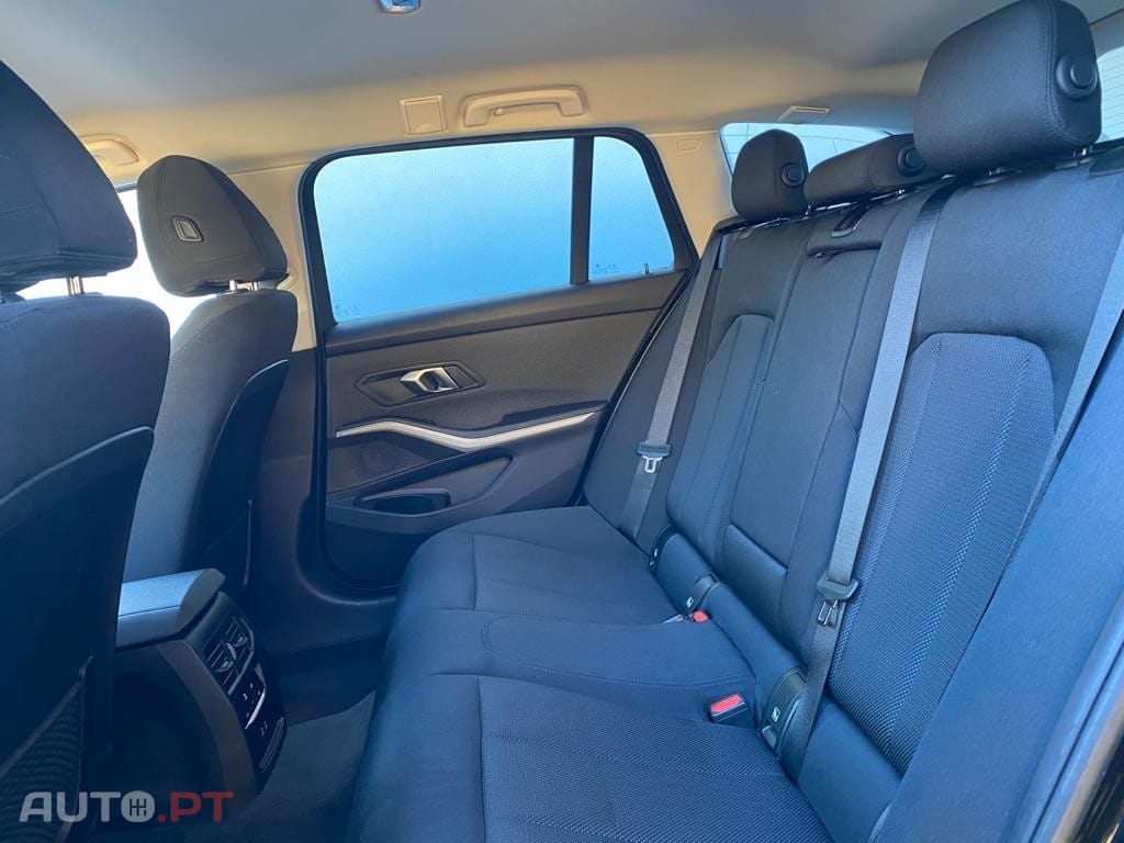 BMW 318 d Touring Auto