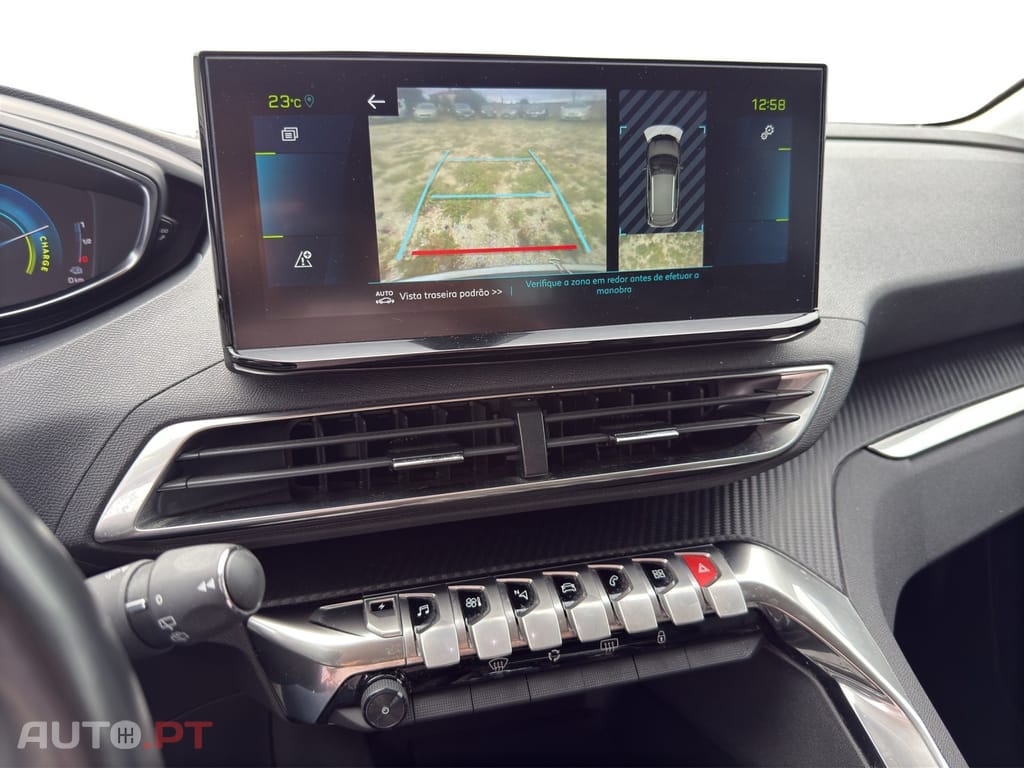 Peugeot 3008 Hybrid 225 e-EAT8 Allure
