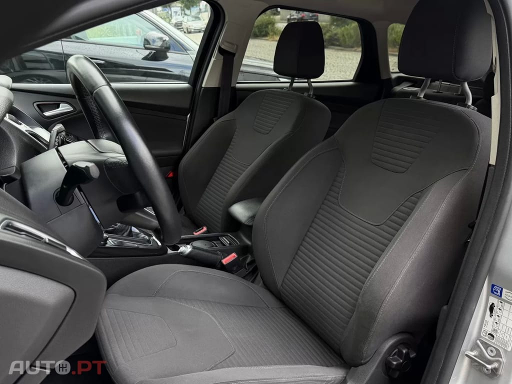Ford Focus SW 1.0 EcoBoost Titanium