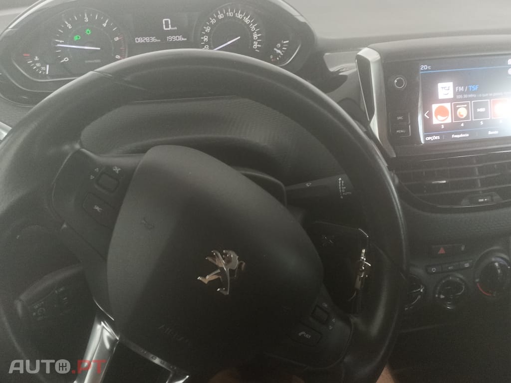 Peugeot 208 1.5 Hdi