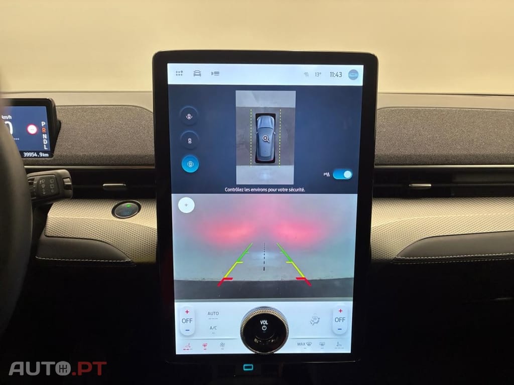 Ford Mustang Mach-E Standard Range