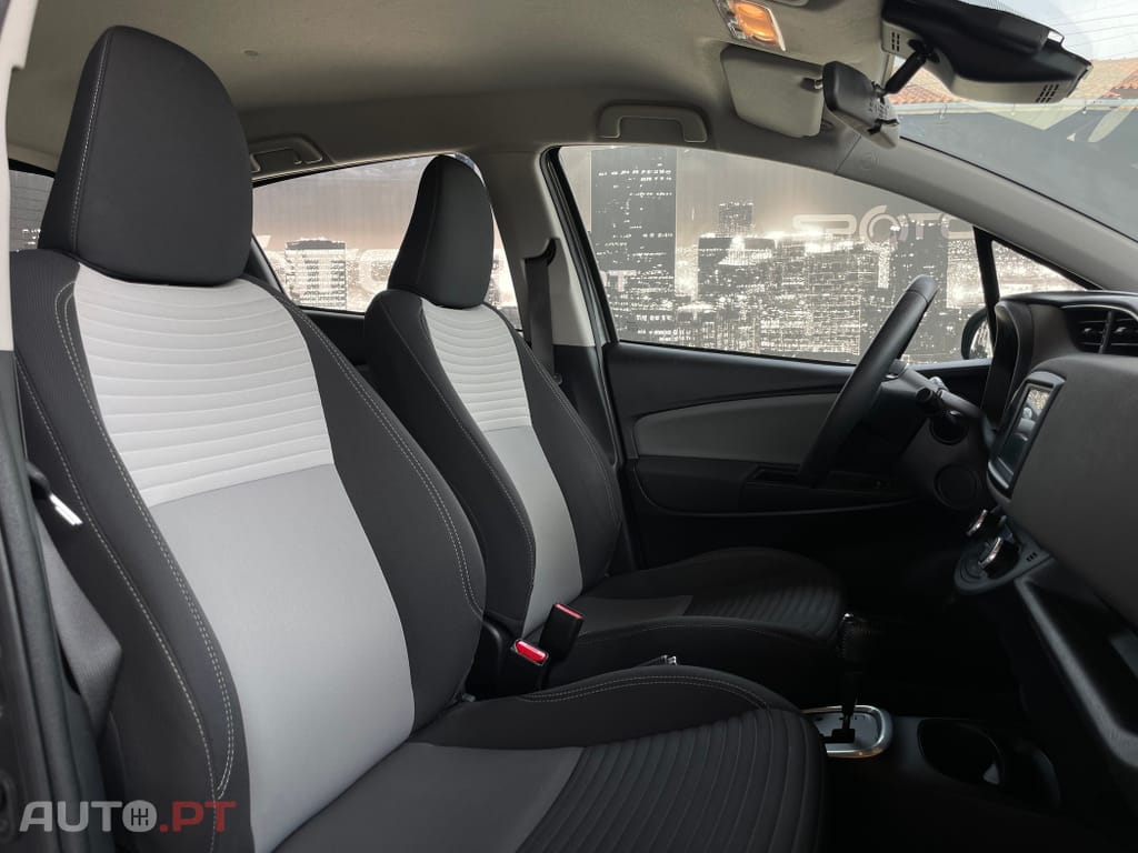 Toyota Yaris 1.5 HSD Comfort