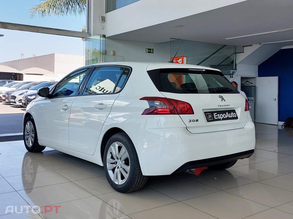Peugeot 308 1.5 BlueHDi Business Line