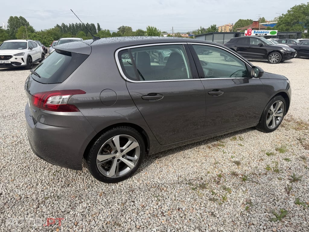 Peugeot 308 1.6 BlueHDi Allure J17