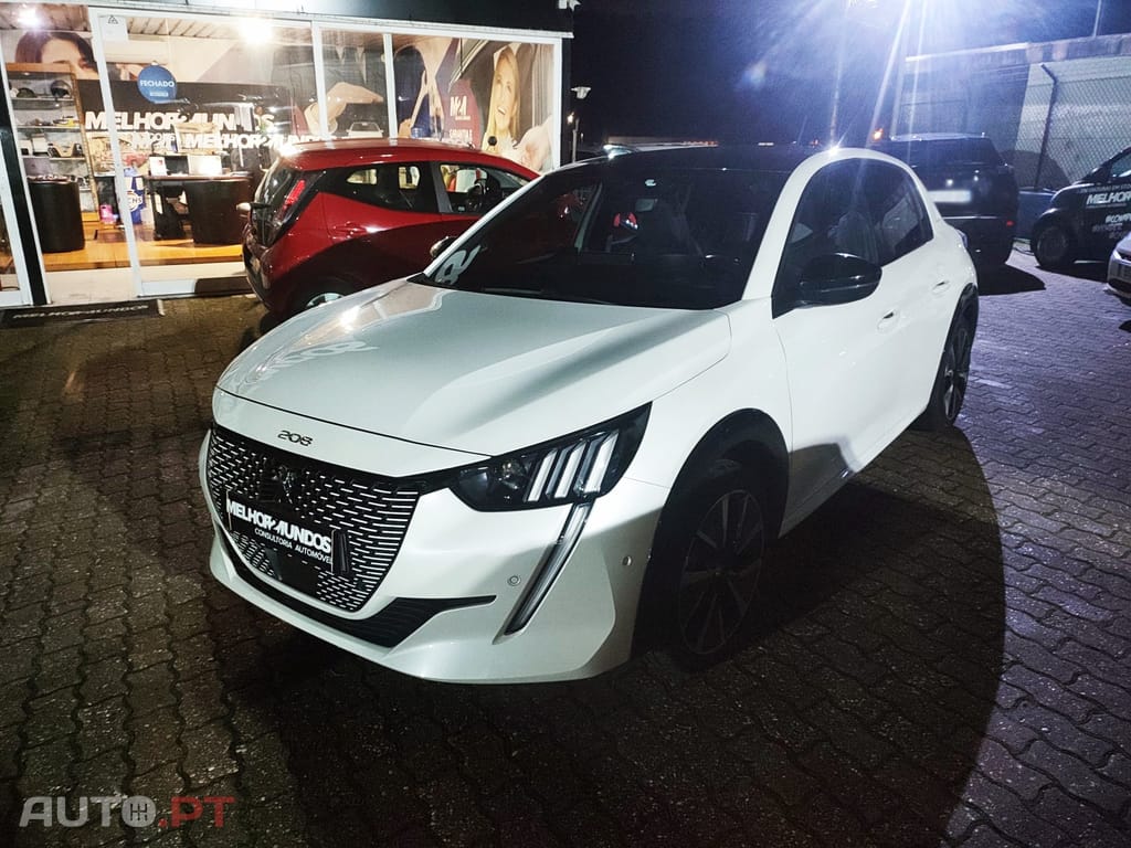 Peugeot E-208 50 kWh GT Pack