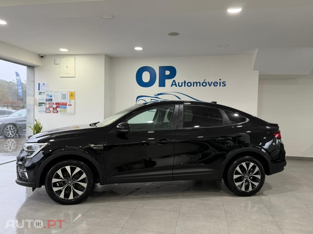 Renault Arkana 1.6 E-Tech Full Hybrid Engineered