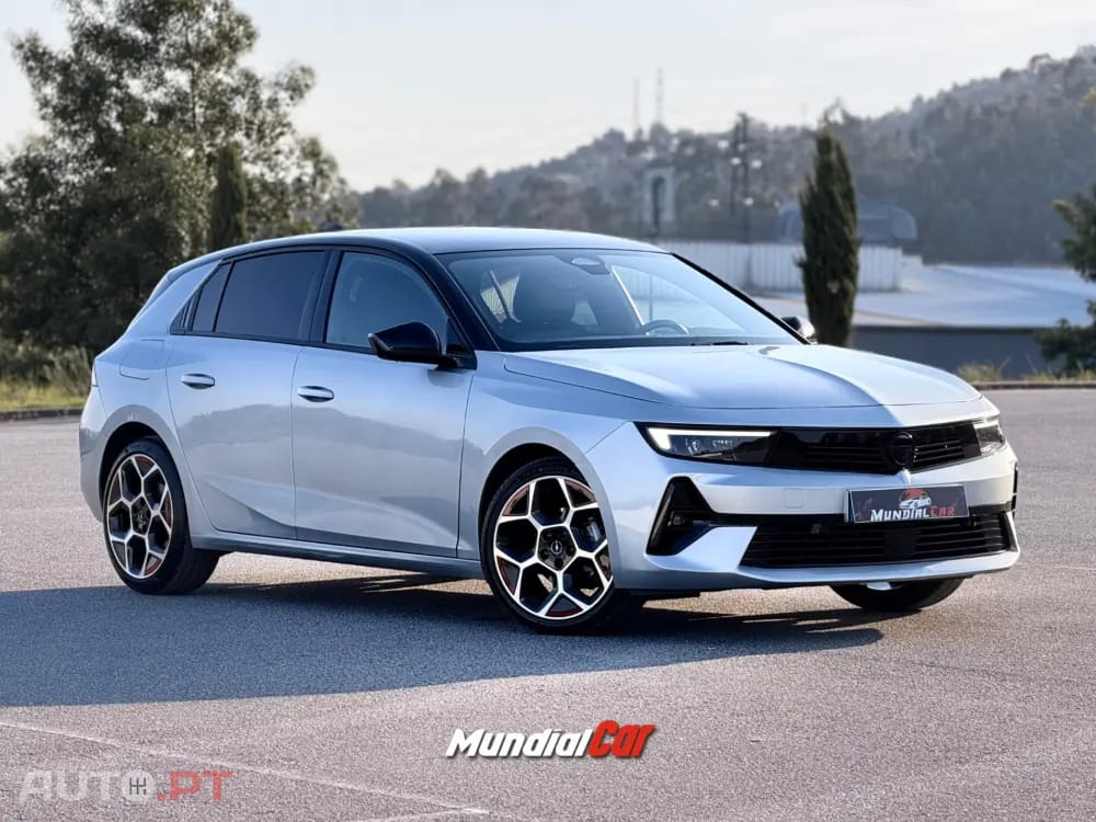 Opel Astra 1.2 T GS Line