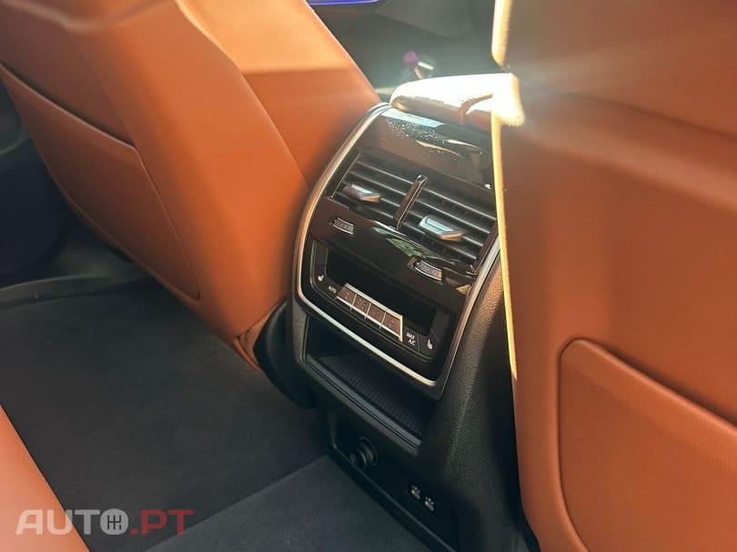 BMW X7 40 d xDrive Pack M Desportivo