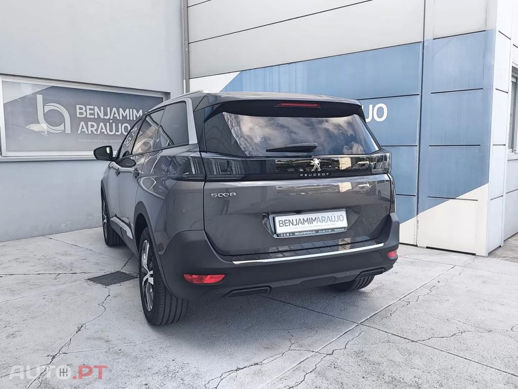 Peugeot 5008 1.5 BlueHDi Allure EAT8