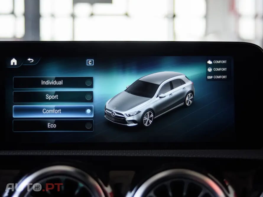 Mercedes-Benz A 180 d AMG Line