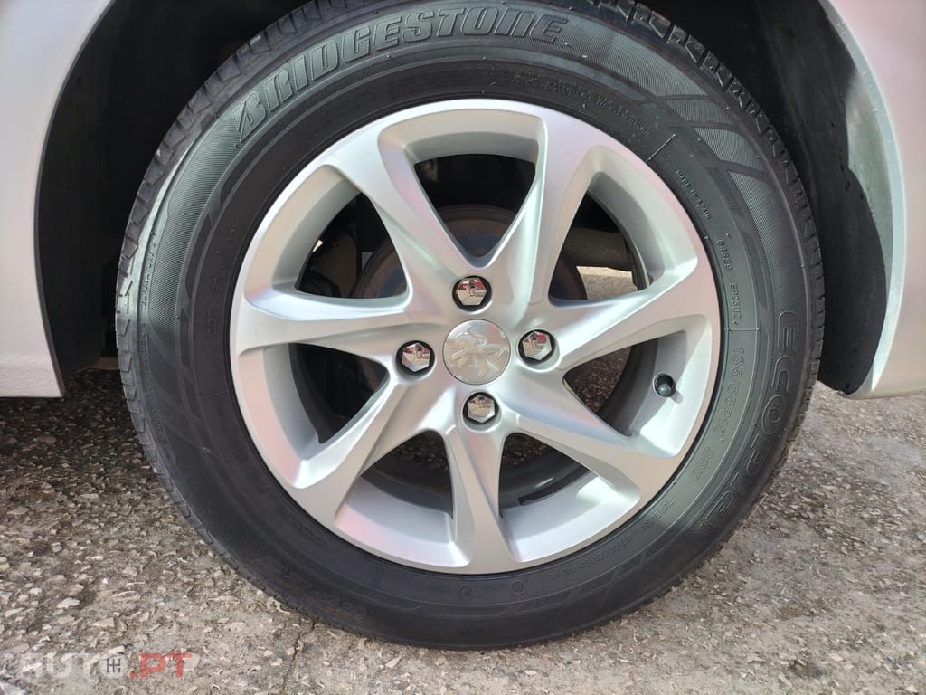 Peugeot 208 1.4 HDI