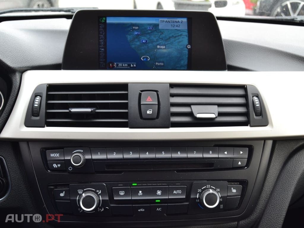 BMW 320 d Touring Auto Line Luxury