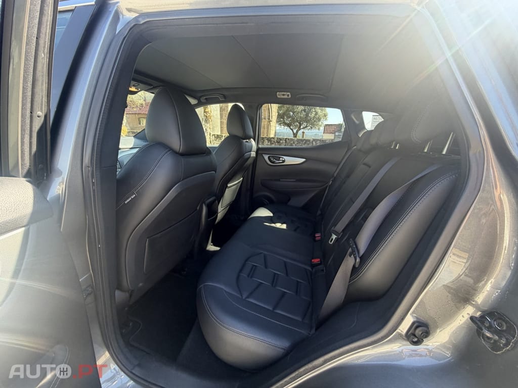 Nissan Qashqai 1.5 dCi N-Connecta