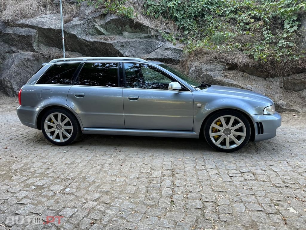 Audi RS4 2.7 V6 quattro