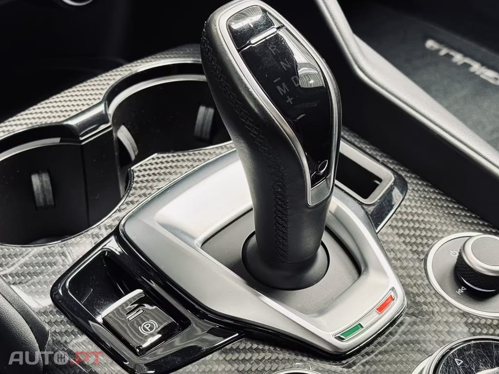 Alfa Romeo Giulia 2.9 Bi-Turbo Quadrifoglio AT8