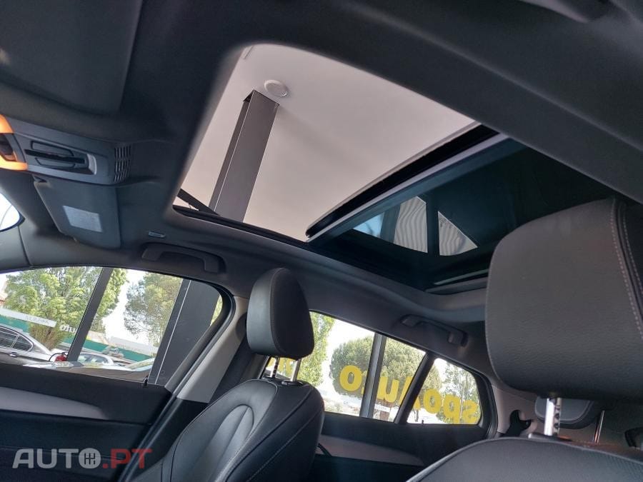 BMW X2 18 d sDrive Auto