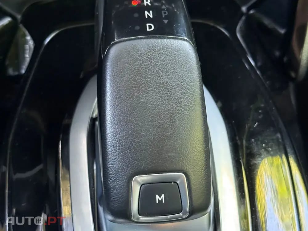 Peugeot 208 1.2 PureTech Allure Pack EAT8