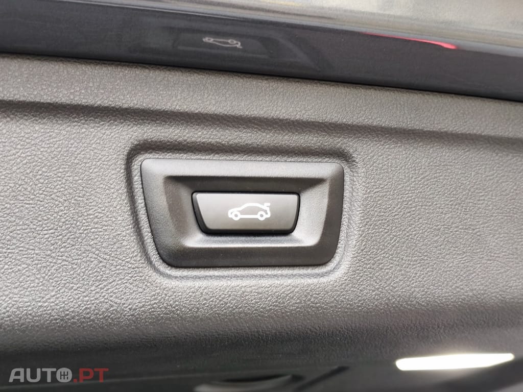 BMW 330 e Corporate Edition Auto