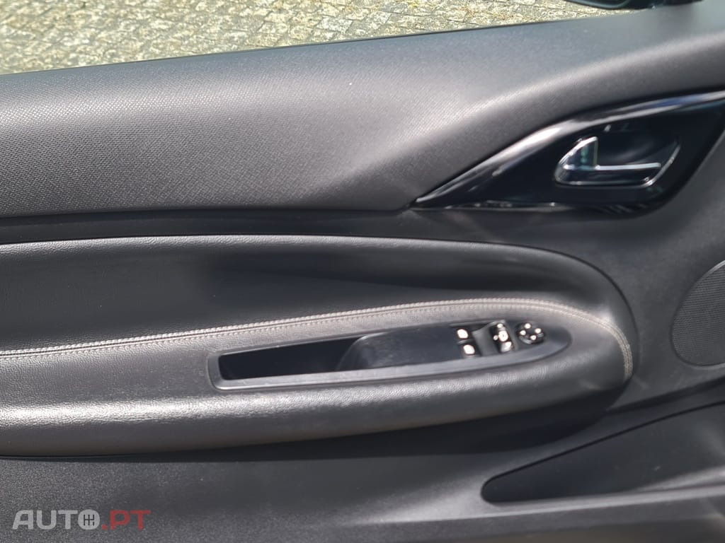 Citroen DS3 1.6 HDi Airdream Sport Chic