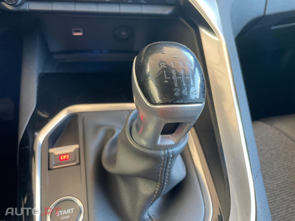 Peugeot 5008 1.5 BlueHDi Allure