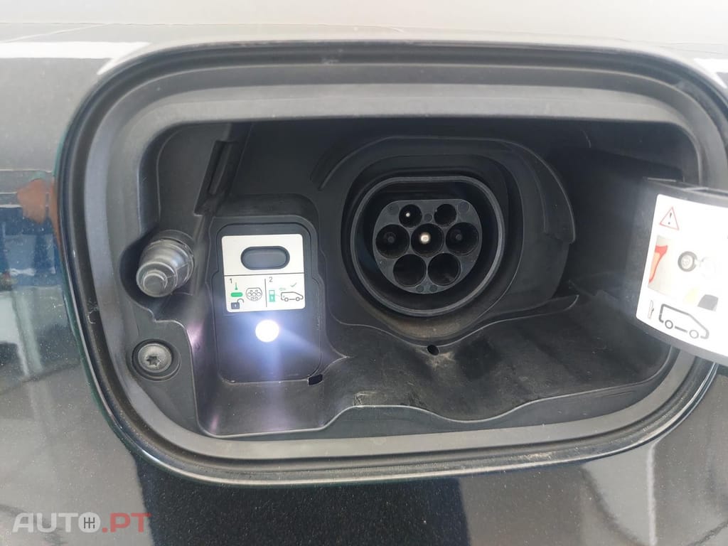 Renault Mégane Sport Tourer  1.6 E-Tech Plug-In Intens