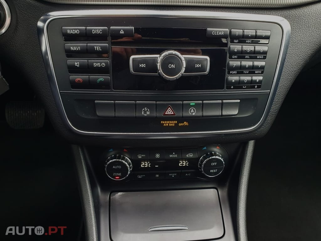 Mercedes-Benz GLA 220 CDI 4Matic 7G-DCT Urban