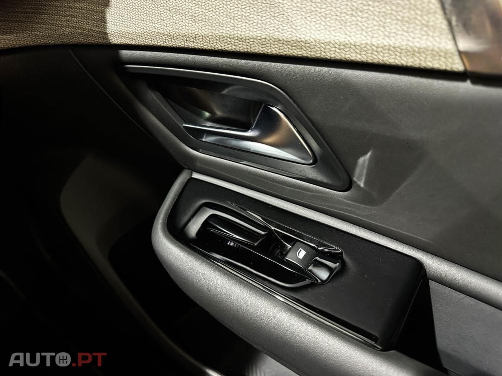Citroen C5 X 1.6 Hybrid Feel Pack e-EAT8