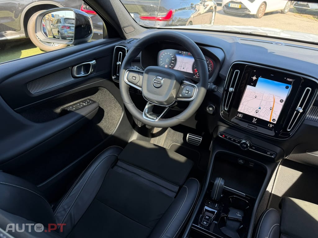 Volvo XC40 1.5 T4 PHEV R-Design