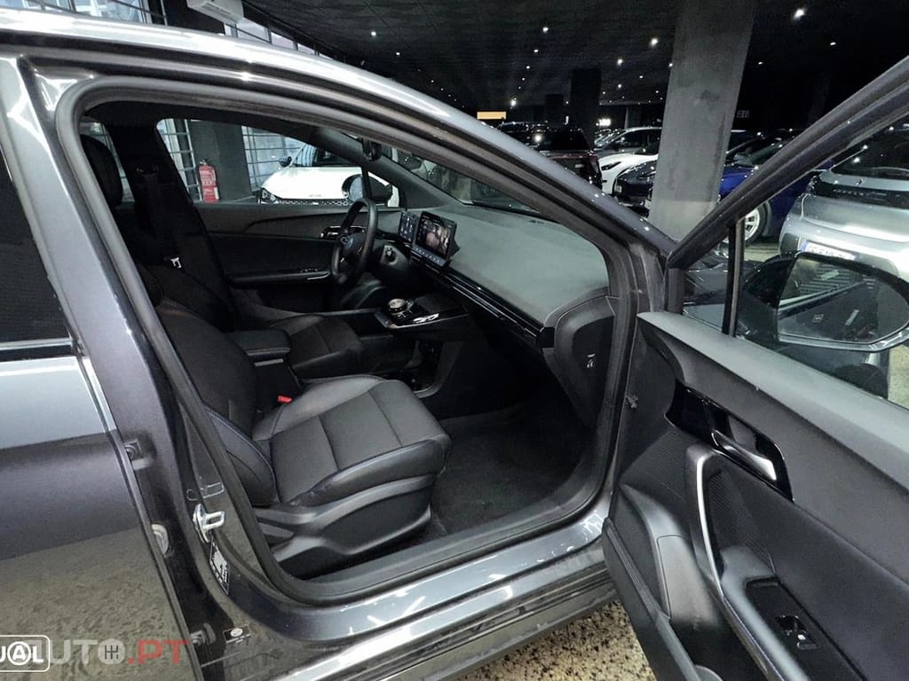 MG MG4 4 Luxury 64 kWh