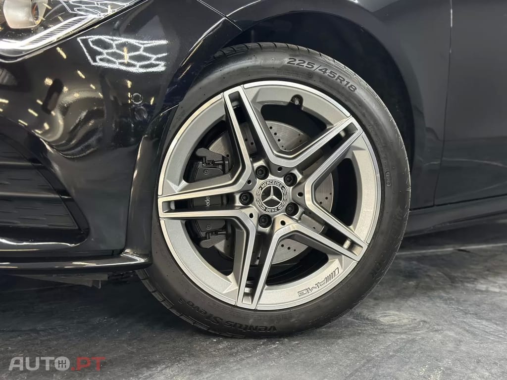 Mercedes-Benz CLA 250 e Shooting Brake AMG Line