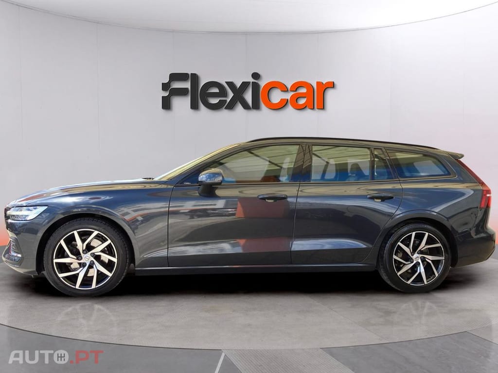 Volvo V60 T4 MOMENTUM PLUS