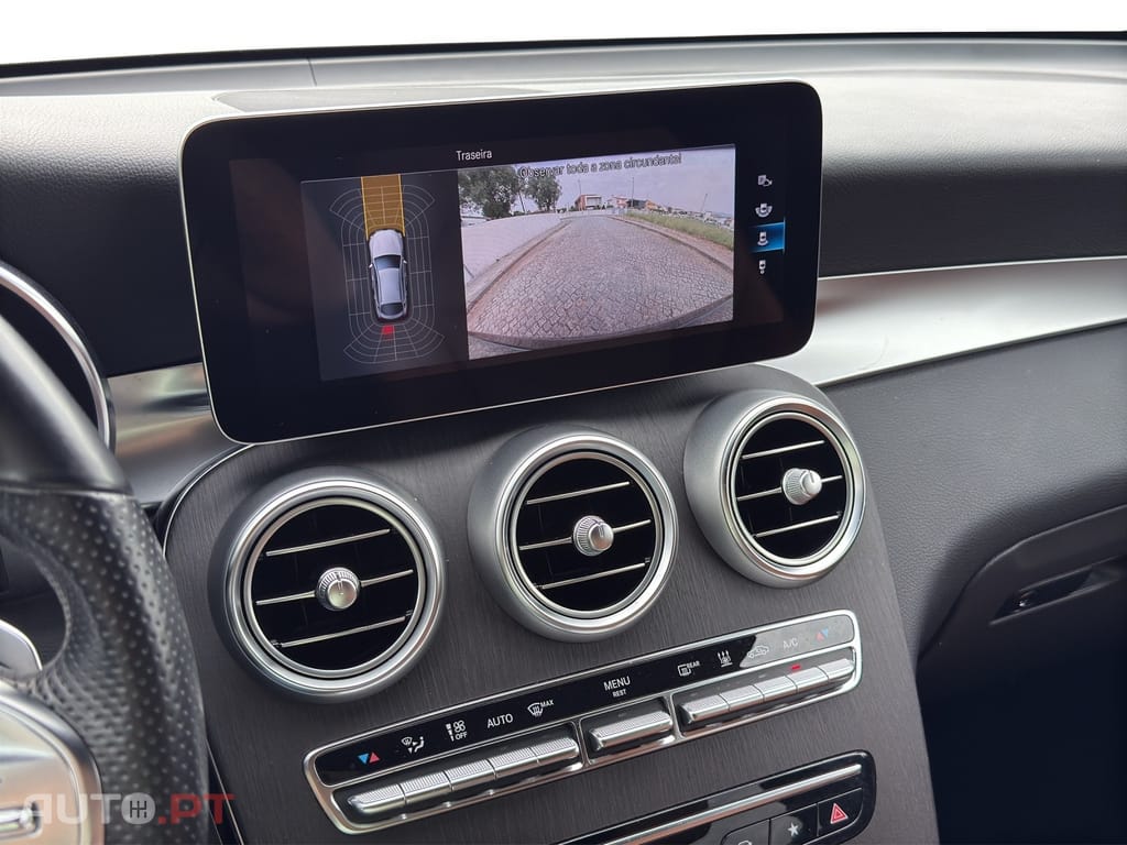 Mercedes-Benz GLC 300 Coupe de 4Matic 9G-TRONIC AMG Line