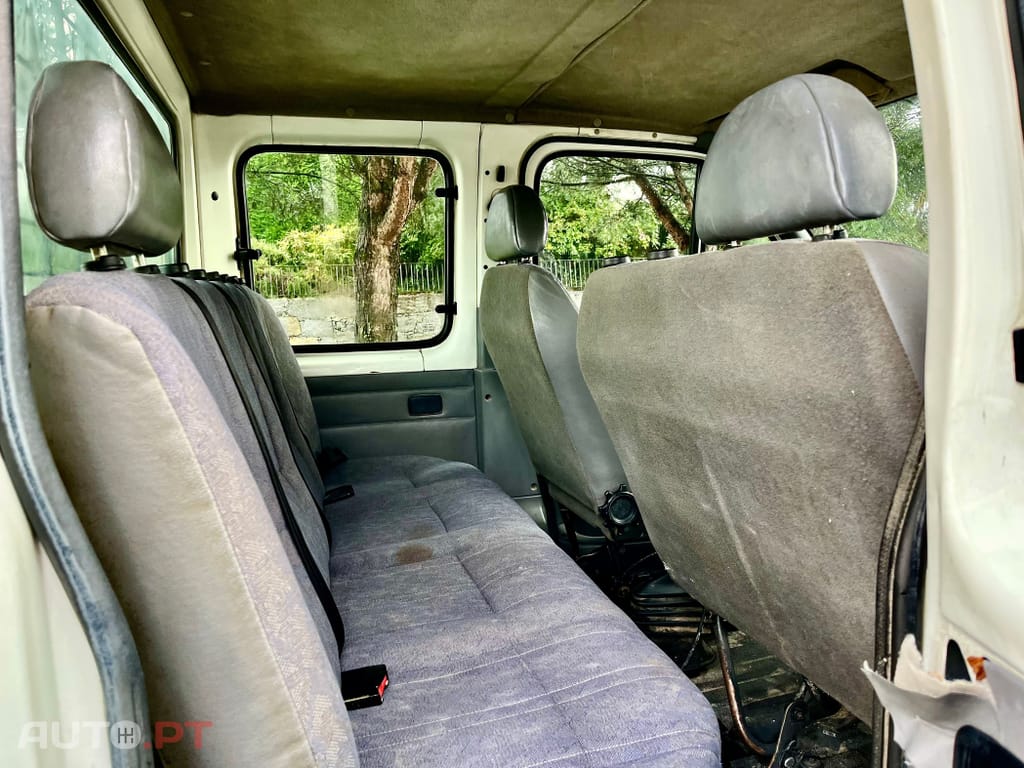 Ford Transit 7 lugares